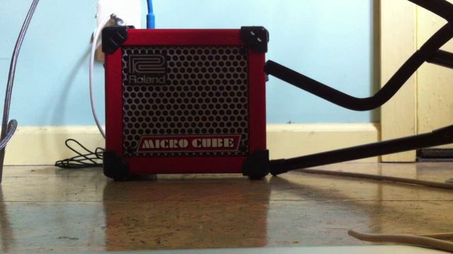 Smiths Medley played on the Roland MicroCube смотреть онлайн