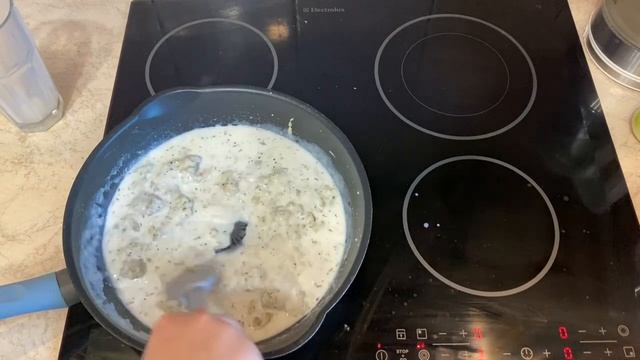 Белый соус для пиццы ?, пицца с морепродуктами , карбонара , простой соус смотреть онлайн