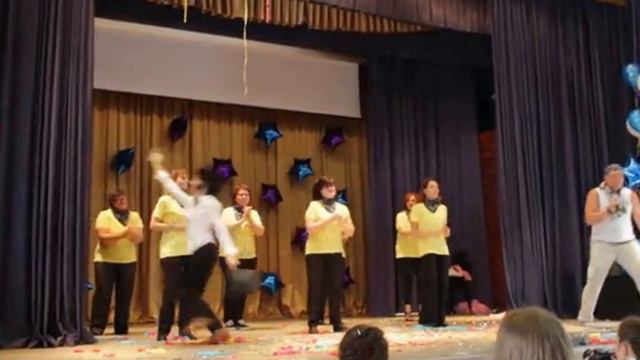 номер на последний звонок/выпускной смотреть онлайн