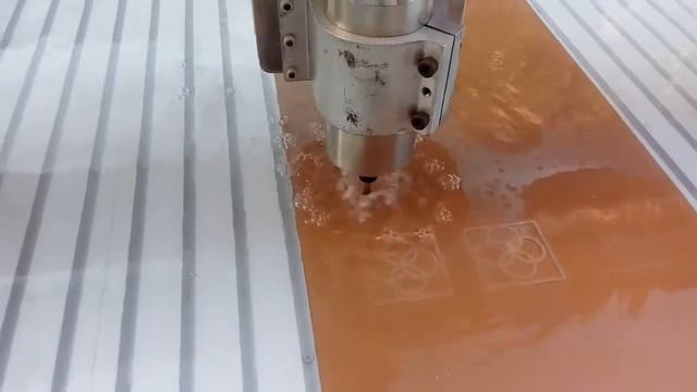 Витражные стекла, зеркала. Гравировка по стеклу на фрезерном станке смотреть онлайн