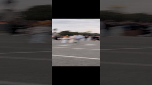 Все идут на салют, а его не будет 20230909. смотреть онлайн