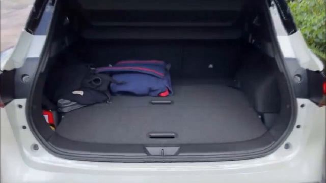 نيسان قشقاي Nissan Qashqai 2022 المنافس القوي في فئة suv تفاصيله الداخلية interior بشكل عصري مميز смотреть онлайн