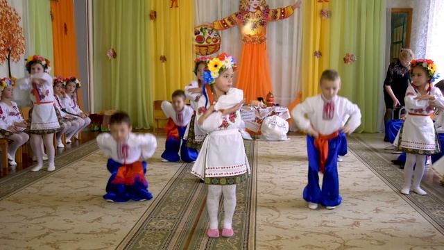 Осенний утренник детского садика 31.10.2018 смотреть онлайн