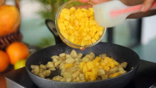 Удиви друзей простым сладким пирогом с экзотической начинкой! Веган ГАЛЕТА с МАНГО и БАНАНОМ смотреть онлайн