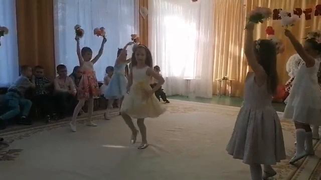 Танец "Весна" смотреть онлайн