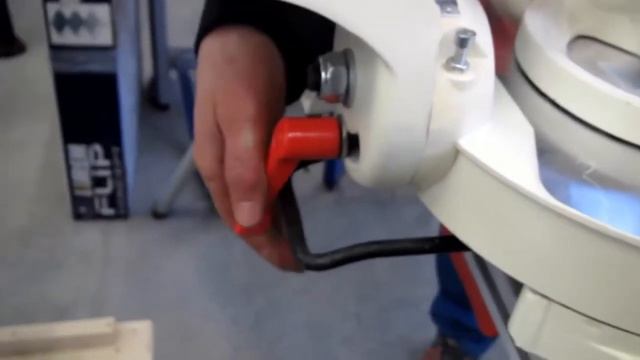 Обзор торцовочной пилы с протяжкой (sliding mitre saw) JET JSMS-10L смотреть онлайн