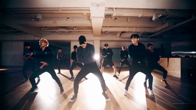 EXO - Monster (Dance Practice Ver.)
