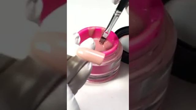 Прямой эфир по скульптурным и камуфлирующим однофазным гелям Smile смотреть онлайн