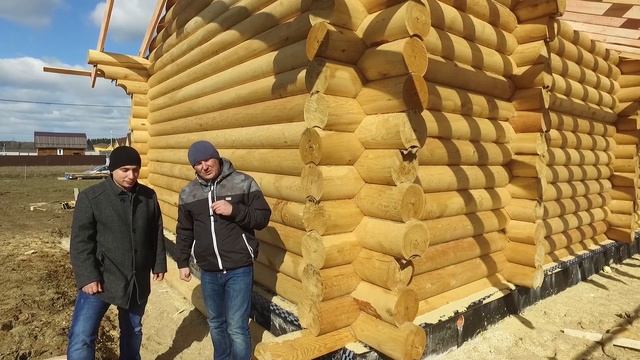 Строительство бани, 2 проекта | Баня из оцилиндрованного бревна и длинная баня из клеёного бруса смотреть онлайн