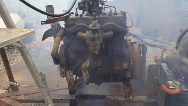 1937 Willys Flathead Engine. Will it run after sitting in the woods for 25+ years??? смотреть онлайн