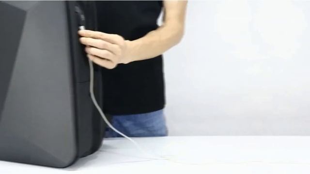 Как пользоваться USB-портом в мужском городском рюкзаке FENRUIEN смотреть онлайн