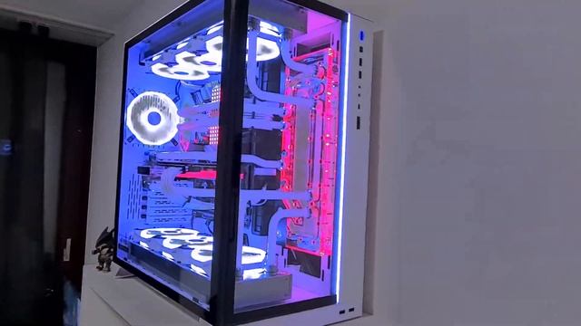 Lian Li O11D XL | RTX 3080 | 10900KF | Water Cooled смотреть онлайн