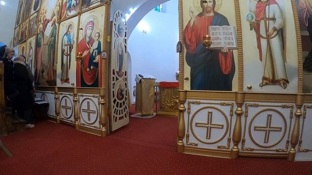 Дорогие Братия и Сестры! Божественная служба в храме Святой Троицы смотреть онлайн