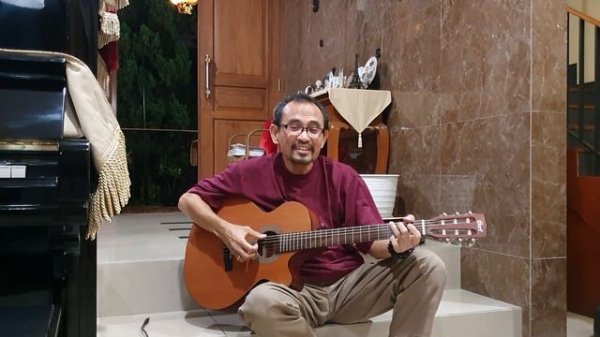 Cort CEC 1 OP classical guitar - Beginner's guitar guide autodidact PART.1