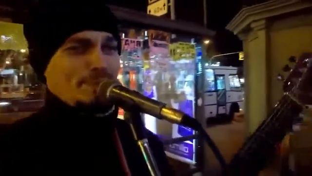 Железный Ирокез - Румба ( 28/10/2017 ) уличные музыканты. Питер. Балтийская. смотреть онлайн
