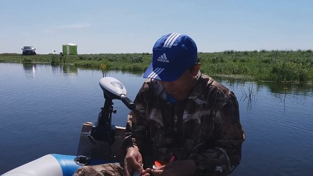 Рыбалка с ночевкой. Рыбалка на кружки. Готовим Думляма. смотреть онлайн