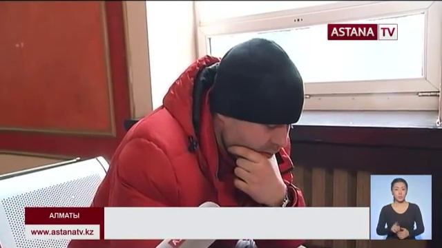 На железнодорожных вокзалах Алматы начали проводить досмотр пассажиров и багажа смотреть онлайн