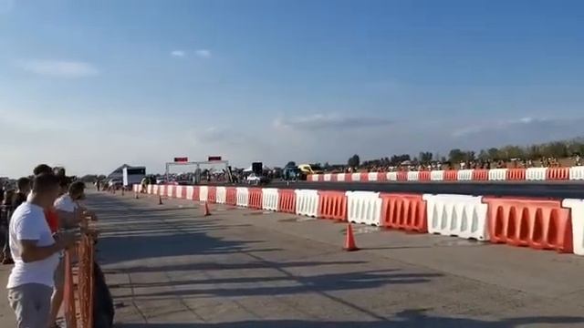 Drag final Mitsubishi Galant turbo vs Audi quattro turbo смотреть онлайн