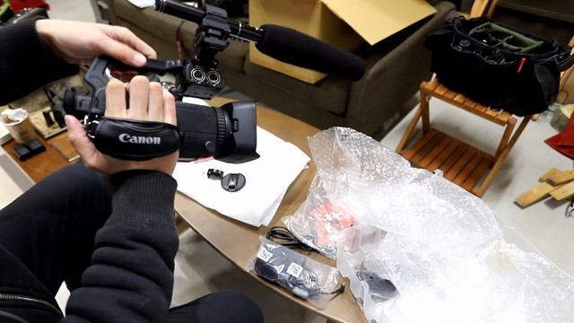 Canon XA55 たぶん日本人で最初レビュー！！違ったらごめんなさい。 смотреть онлайн