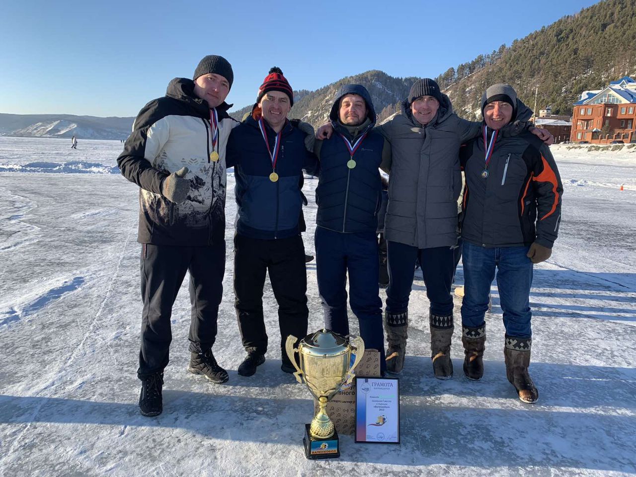 Валенкобол - 2023. Листвянка. АНО "Институт развития общества" - 1 место! смотреть онлайн