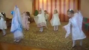 танец на День Матери средняя группа