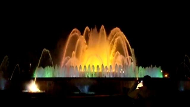 Plaça d' Espanya Fountain смотреть онлайн