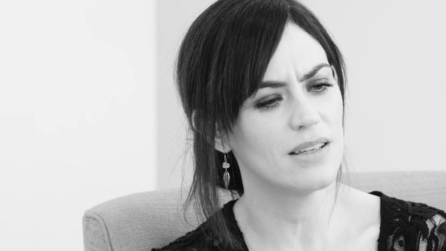 Sons of Anarchy's Maggie Siff Mourns the Death of Characters смотреть онлайн