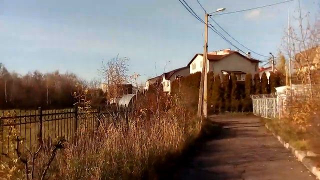 Москва 1066 Привольный проезд, Жулебинский лесопарк осень день смотреть онлайн