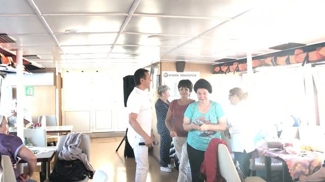 Инсаф Галимов на теплоходе Чайка с популярными песнями смотреть онлайн