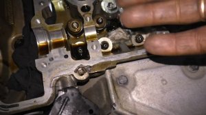 Замена сальники клапанов не снимая ГБЦ. Ситроен Берлинго 1.6 EP6. 2011г.