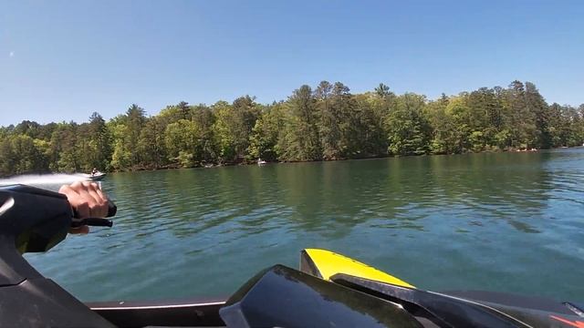 SEADOO RXT 300 X V.S. SEADOO GTX LIMITED 300