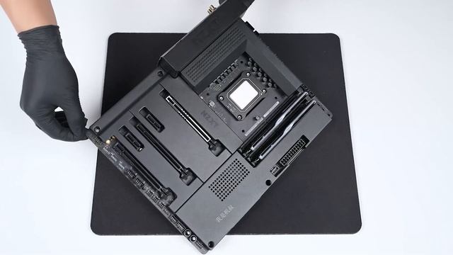 NZXT H9 ELITE / NZXT N7 Z790 / CORE™ I9-13900K / RTX 4090 FOUNDERS EDITION