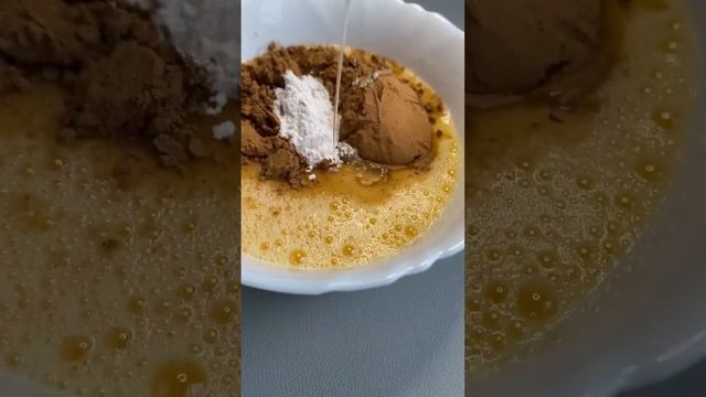 ? ВКУСНЫЙ ШОКОЛАДНО-БАНАНОВЫЙ ДЕСЕРТ ЗА 5 МИНУТ БЕЗ МУКИ В МИКРОВОЛНОВКЕ ? #десерт #кекс смотреть онлайн