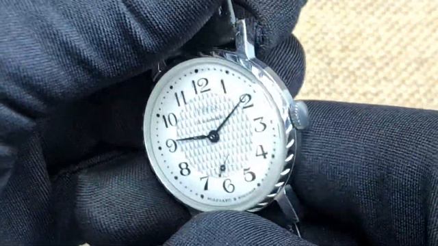 часы смотреть онлайн