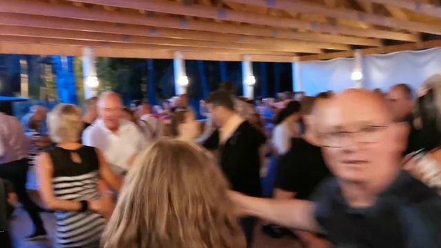 Holidays Malung 2 смотреть онлайн