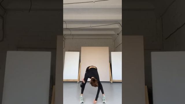 Соня Александрова тренировка, стретчинг