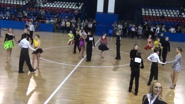 D класс Юниоры 1 1/2 финала латина смотреть онлайн