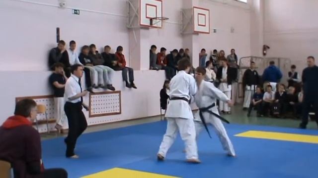 Кумите по Каратэ Кёкусинкай 14.05.2011 в г. Глебовский.MPG смотреть онлайн