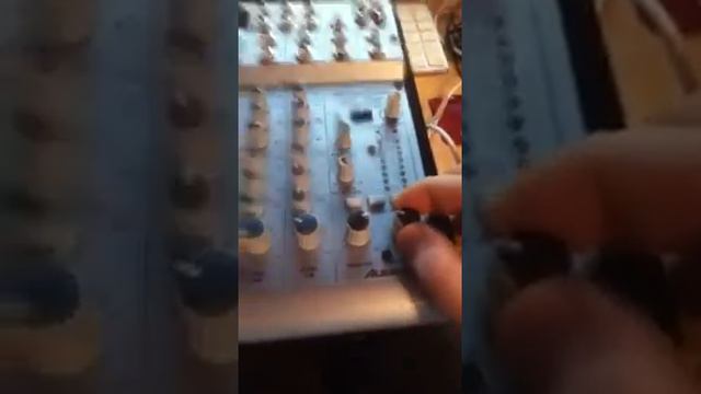 Alesis multimix USB mixer смотреть онлайн