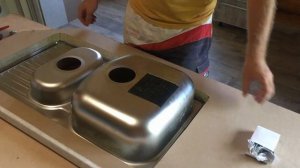 Врезка мойки в столешницу. Countertop sink