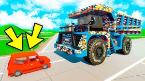 РАЗДАВИЛ МАЛЕНЬКУЮ ЛЕГО МАШИНКУ НА ОГРОМНОЙ ТАЧКЕ! КОШКИ МЫШКИ В БРИК РИГС (Brick Rigs)