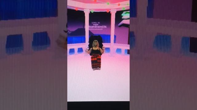 У меня новый скин, оцените от 1/100 ? #роблокс #роблокстренд #ттд3 смотреть онлайн