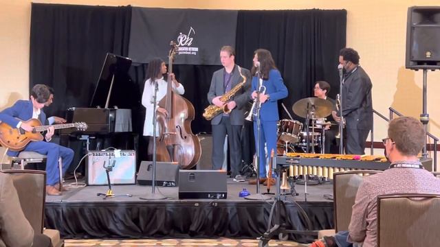 Marcus Printup Goes on Stage with the Douglas Anderson Jazz Combo смотреть онлайн