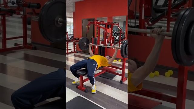 Заруба в жиме лежа с@WillToStrength смотреть онлайн