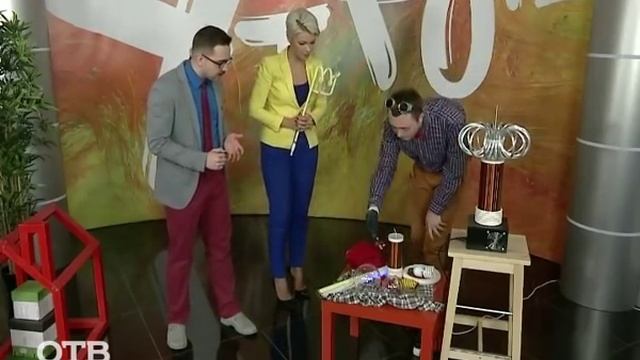 Сам себе Тесла: научное шоу Евгения Шуклина (12.11.15) смотреть онлайн