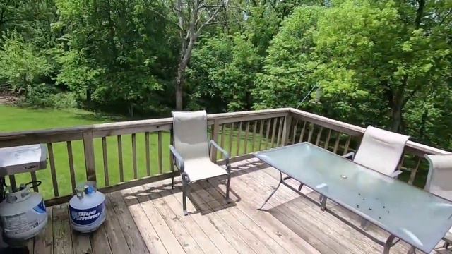 How to get rid of carpenter bees - the fun way смотреть онлайн