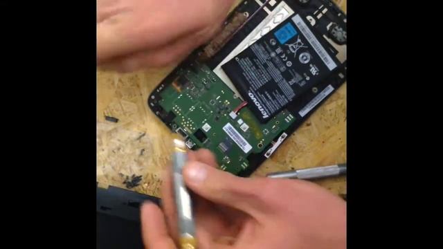 Разбор Lenovo A2107 IdeaTab замена гнезда смотреть онлайн