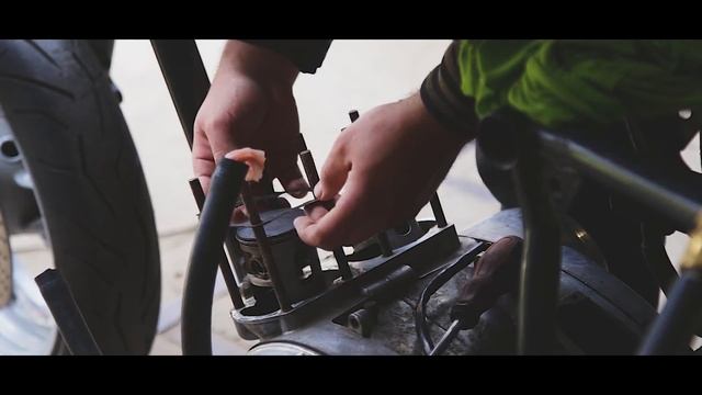 Сборка Ходовой.Новые Клапана ? Иж КаваЗуки 5.03 - Эпоха Возрождения (Серия 5) смотреть онлайн