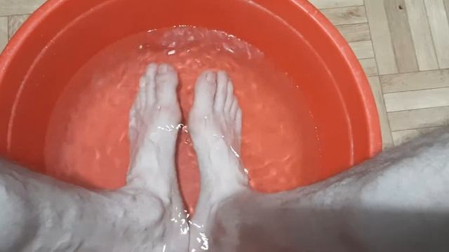 Как избавиться от потливости ног