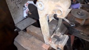 SUBARU FORESTER замена задних тормозных дисков , колодок и ремонт суппорта